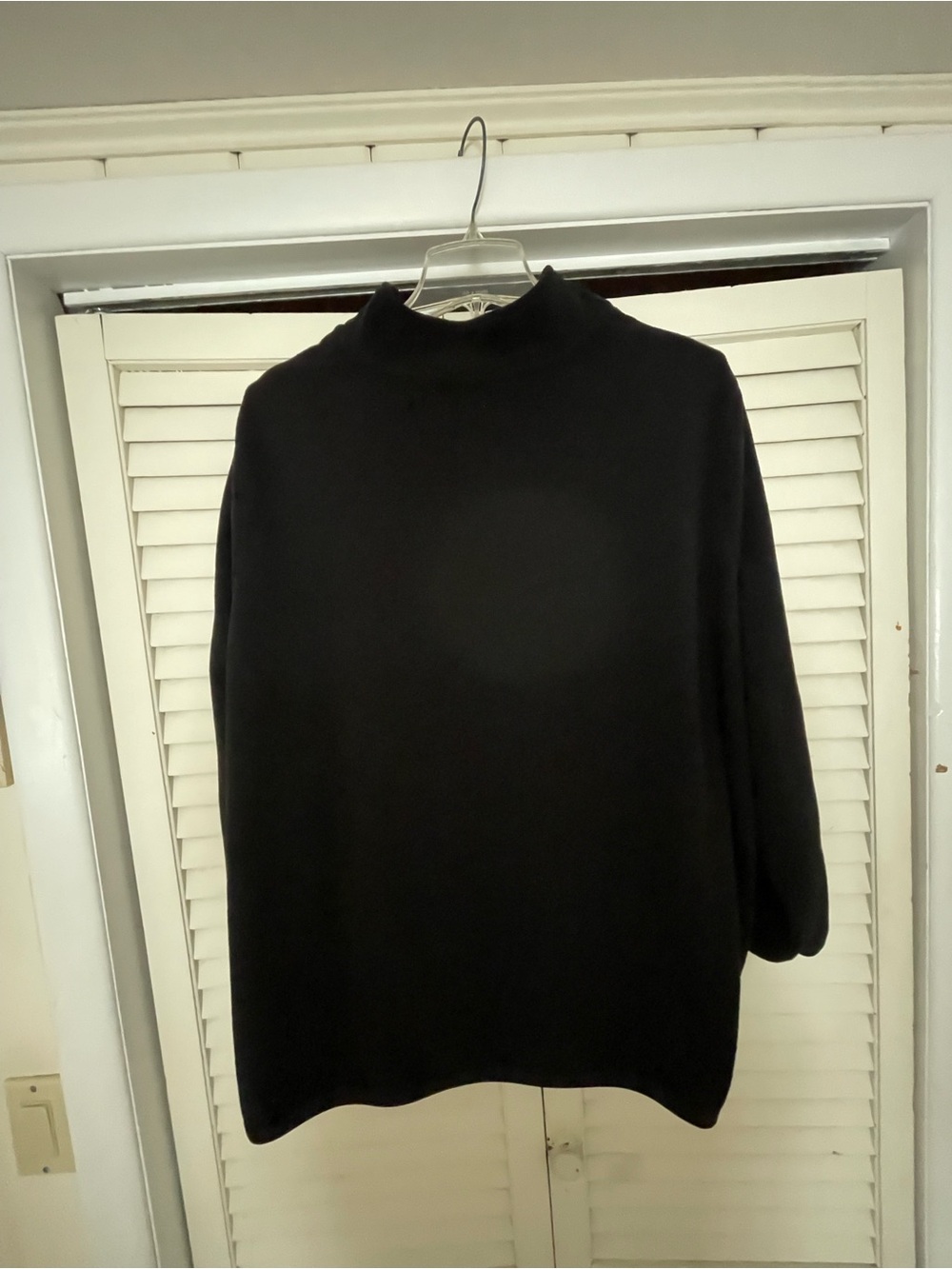Black Full-Zip Fleece Jacket with pockets, Plus Size 4X - Picture 2 of 6